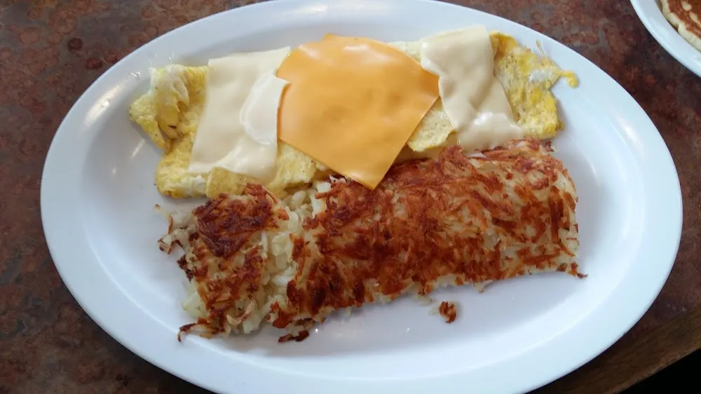 Cheese Omelette with Hash Brown